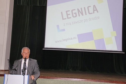 Rozpoczęły się walne zgromadzenia członk&oacute;w największych legnickich sp&oacute;łdzielni mieszkaniowych