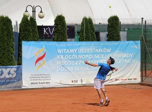 Tygodniowe zmagania młodych tenisist&oacute;w na legnickich kortach