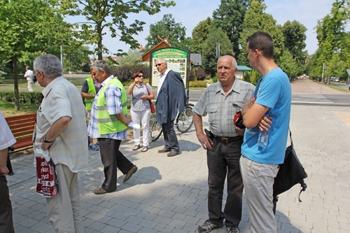 Parkowa aleja jak salon