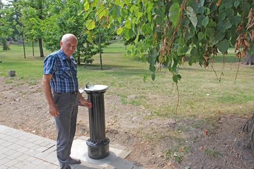 Parkowa aleja jak salon  Parkowa aleja jak salon  Parkowa aleja jak salon