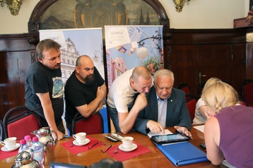 Z konferencji Prezydenta Legnicy