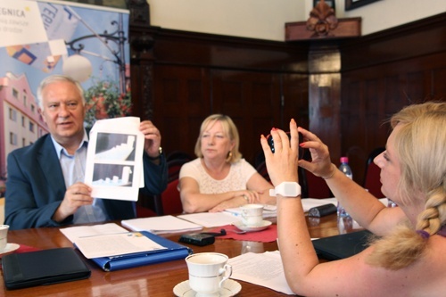 Z konferencji Prezydenta Legnicy