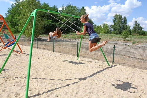 LBO &ndash; dzieci bawią się aż miło