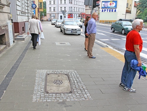 Chodniki już położone 