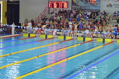 Sukcesy legnickich pływak&oacute;w