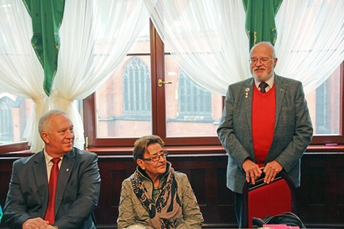 Pomocna dłoń z partnerskiego Wuppertalu