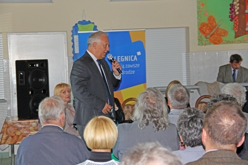 Modernizacja układu komunikacyjnego gł&oacute;wnym tematem  debaty prezydenta z mieszkańcami Piekar