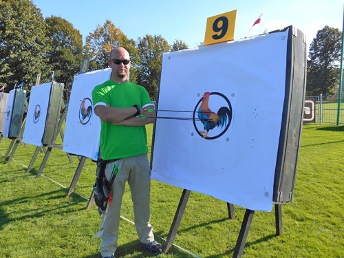 Kołczan pełen medali legnickich łucznik&oacute;w