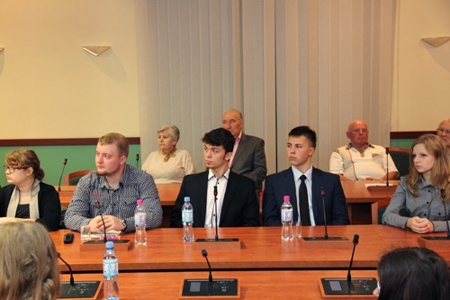 Prezydent zaprezentował Strategię Rozwoju Legnicy na lata 2015-2020 Plus seniorom i młodzieży