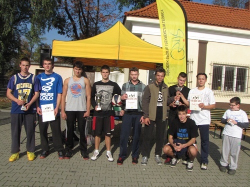 Koszyk&oacute;wka z plackami