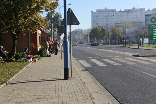 Organizacja ruchu w rejonie cmentarza w dniu Wszystkich Świętych
