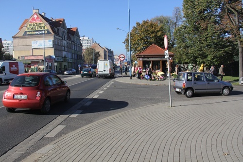 Organizacja ruchu w rejonie cmentarza w dniu Wszystkich Świętych