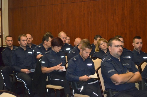 Legniccy policjanci przeciw przemocy w rodzinie.  Wkrótce konferencja na ten temat