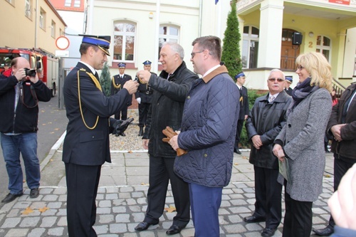 Mercedes dla strażaków