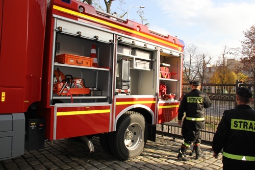 Mercedes dla strażaków