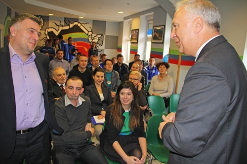 Kibice nie tylko kibicują