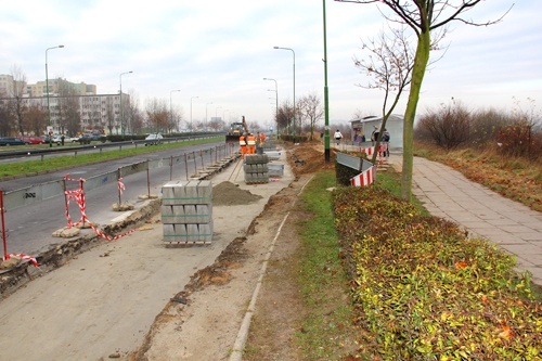 Kolejna zatoka na al. Piłsudskiego w przebudowie