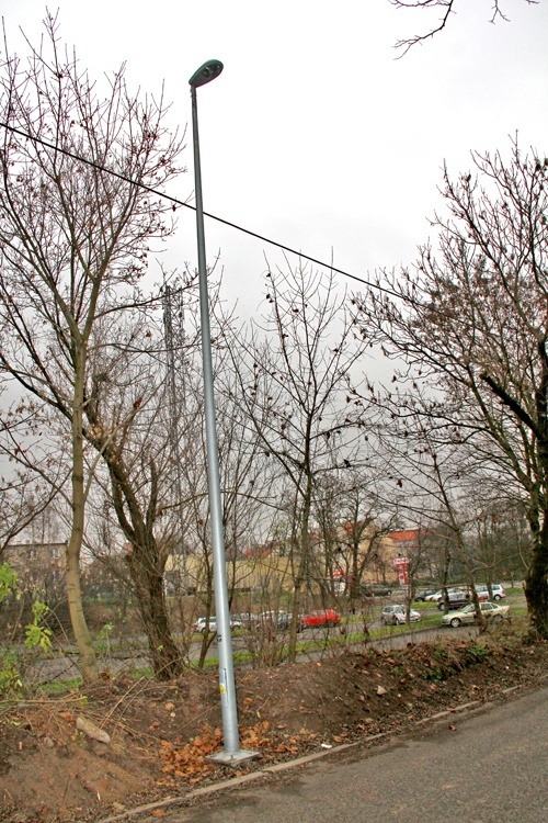 Nowe oświetlenie na al. Zwycięstwa