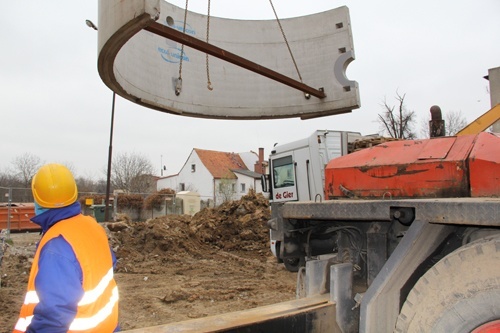 Montaż przepompowni w&oacute;d deszczowych