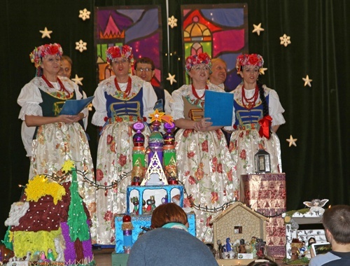 Wyczarowali ponad 300 szopek