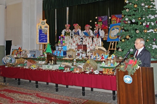 Wyczarowali ponad 300 szopek