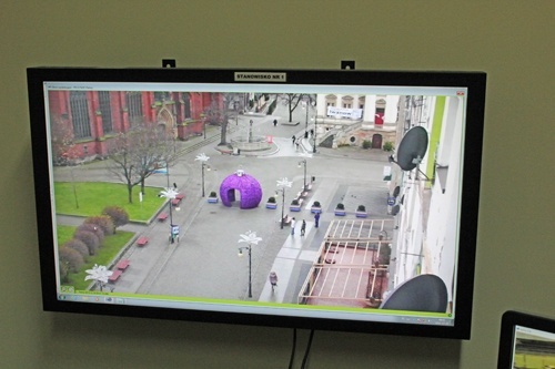 Wandale niszczą świąteczne iluminacje