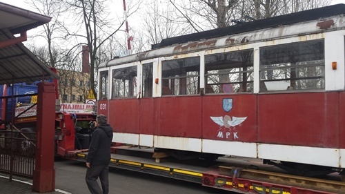 Historyczny tramwaj powr&oacute;ci do świetności 5