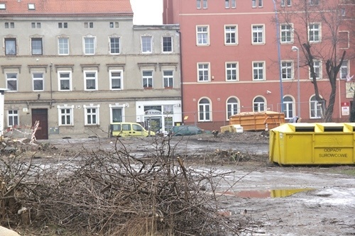 Rozpoczęła się budowa dr&oacute;g i chodnik&oacute;w w rejonie Wrocławskiej