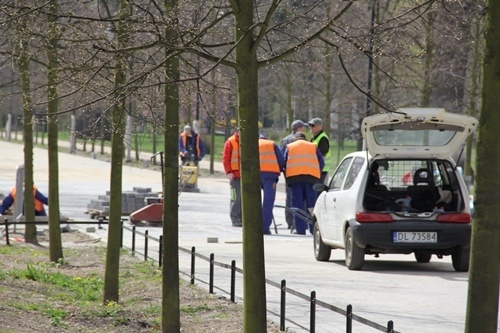 Park pięknieje na wiosnę 2