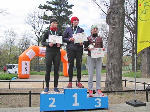 Mistrzowie Nordic Walking 13