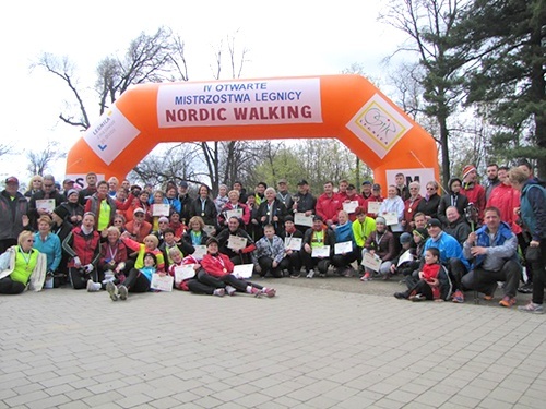 Mistrzowie Nordic Walking 15