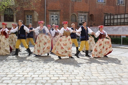 Prastary Zamek Piastowski zaprasza 7