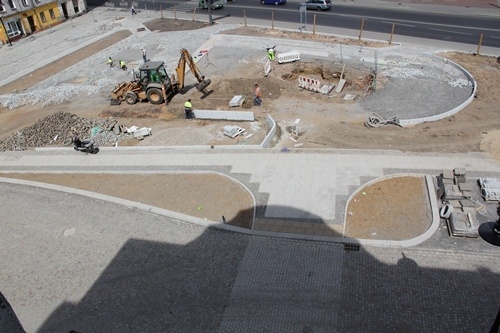 Pomnik Zesłańcom Sybiru nabiera kształtu 14