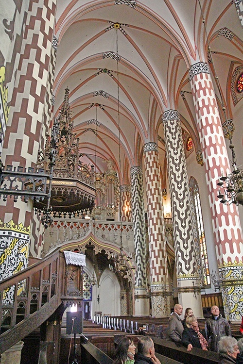 Legnicka wieża mariacka czeka na turystów 4