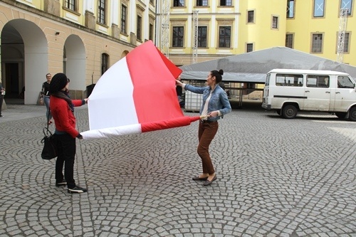 100 metr&oacute;w biało-czerwonej na Święto Flagi 3