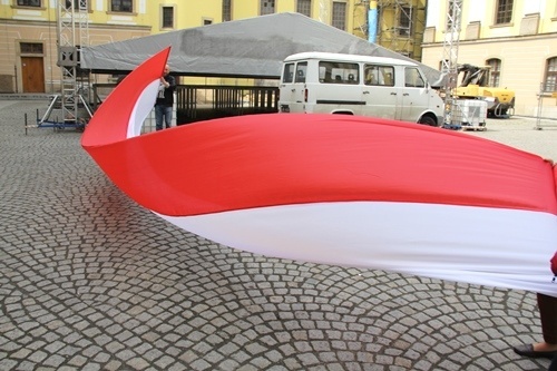 100 metr&oacute;w biało-czerwonej na Święto Flagi 4