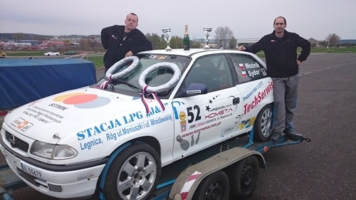 Sukces legnickich rajdowc&oacute;w 3