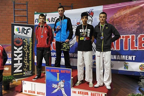 20 medali legnickich taekwondok&oacute;w 7