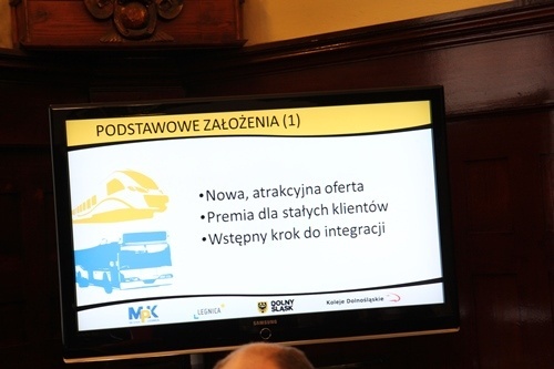 Taniej, szybciej, wygodniej. Zintegrowany bilet na kolej i komunikację miejską w Legnicy 4