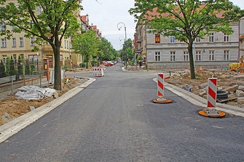 Trwa przebudowa ul. Jaworzyńskiej. Uwaga, czekają nas zmiany w organizacji ruchu 6