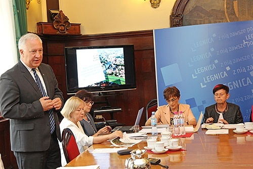 Nie ma zgody na szpetotę w staromiejskim centrum 9