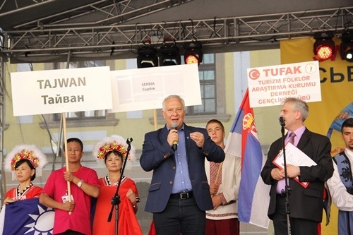 Kyczera oczarowała legniczan 10