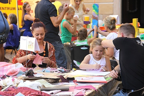 Warto stawiać na rodzinę  1