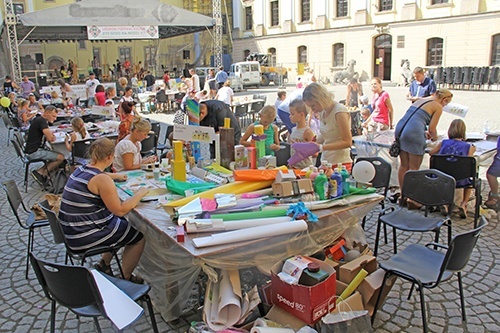 Warto stawiać na rodzinę  2