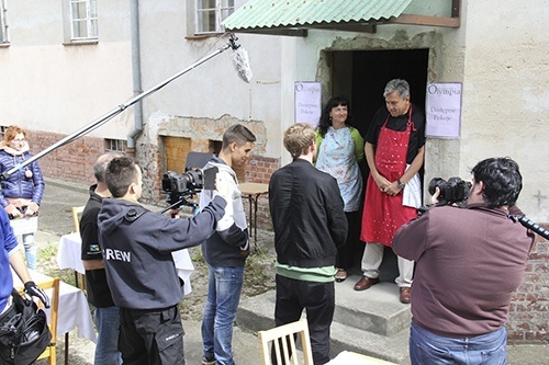 Legnica zn&oacute;w na ekranie w jednej z gł&oacute;wnych r&oacute;l 6