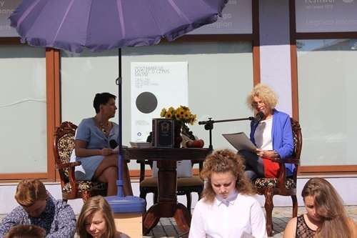 Legniczanie wzięli udział w Narodowym Czytaniu &bdquo;Lalki&rdquo; 1