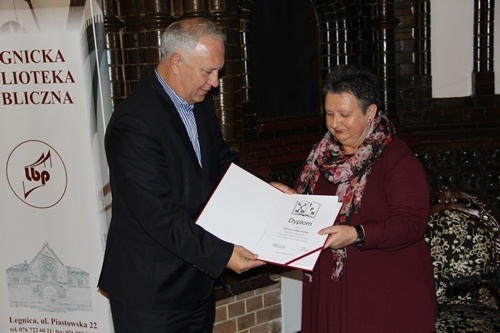 Udana promocja XXXVI tomu Szkic&oacute;w Legnickich 3