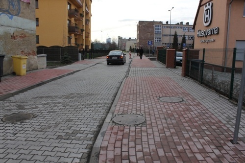 przebudowa polarnej parkingow