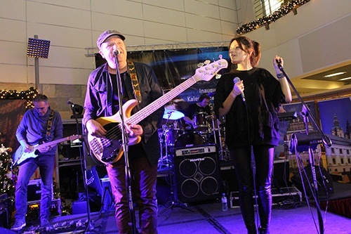 Legnicki kalendarz 2016 trafił do mieszkańc&oacute;w 10