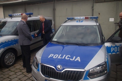 radiowozy legnickiej policji